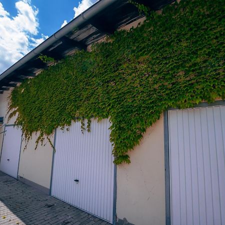 Penzion Fan Karlovy Vary Exterior foto