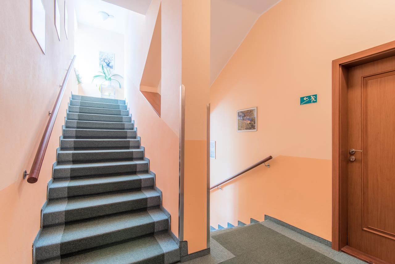 Penzion Fan Karlovy Vary Exterior foto